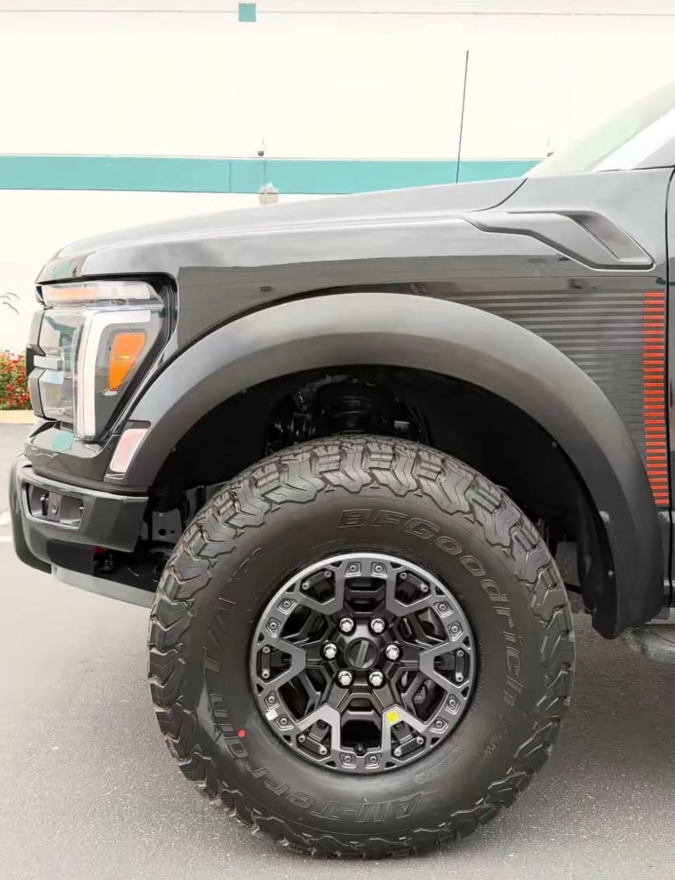 2026 Ford F-150 Raptor R 6