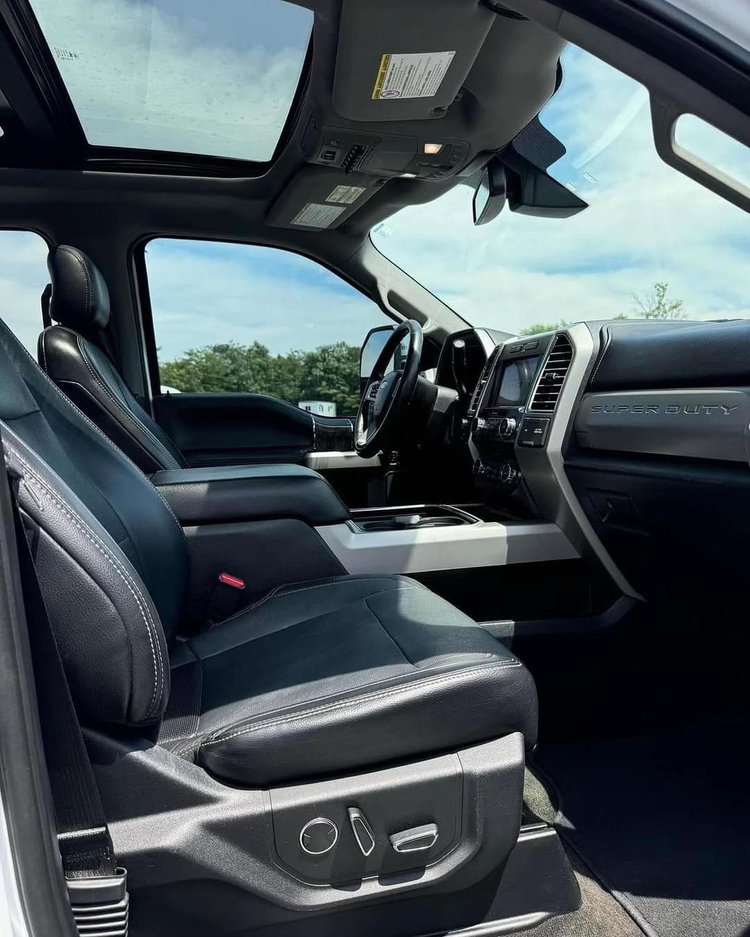 2017 Ford F-250 Super Duty Lariat Ultimate 7