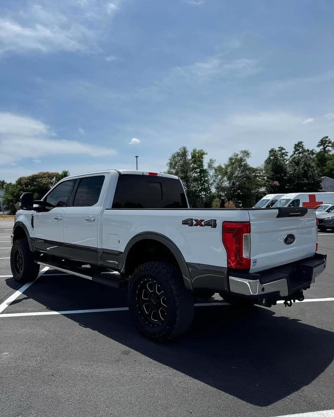 2017 Ford F-250 Super Duty Lariat Ultimate 13
