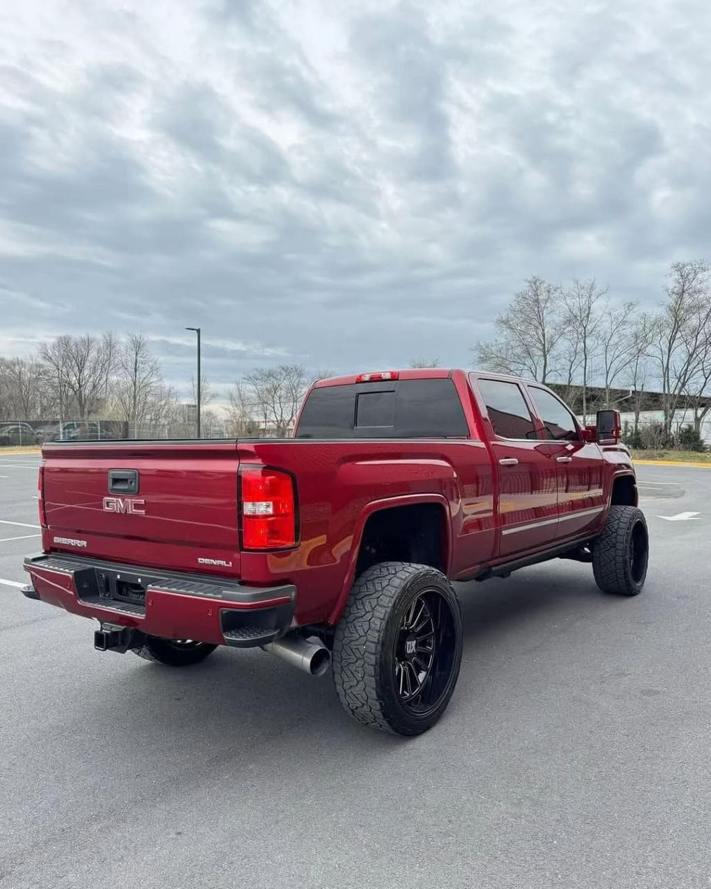 2018 GMC Sierra 2500HD Denali 2