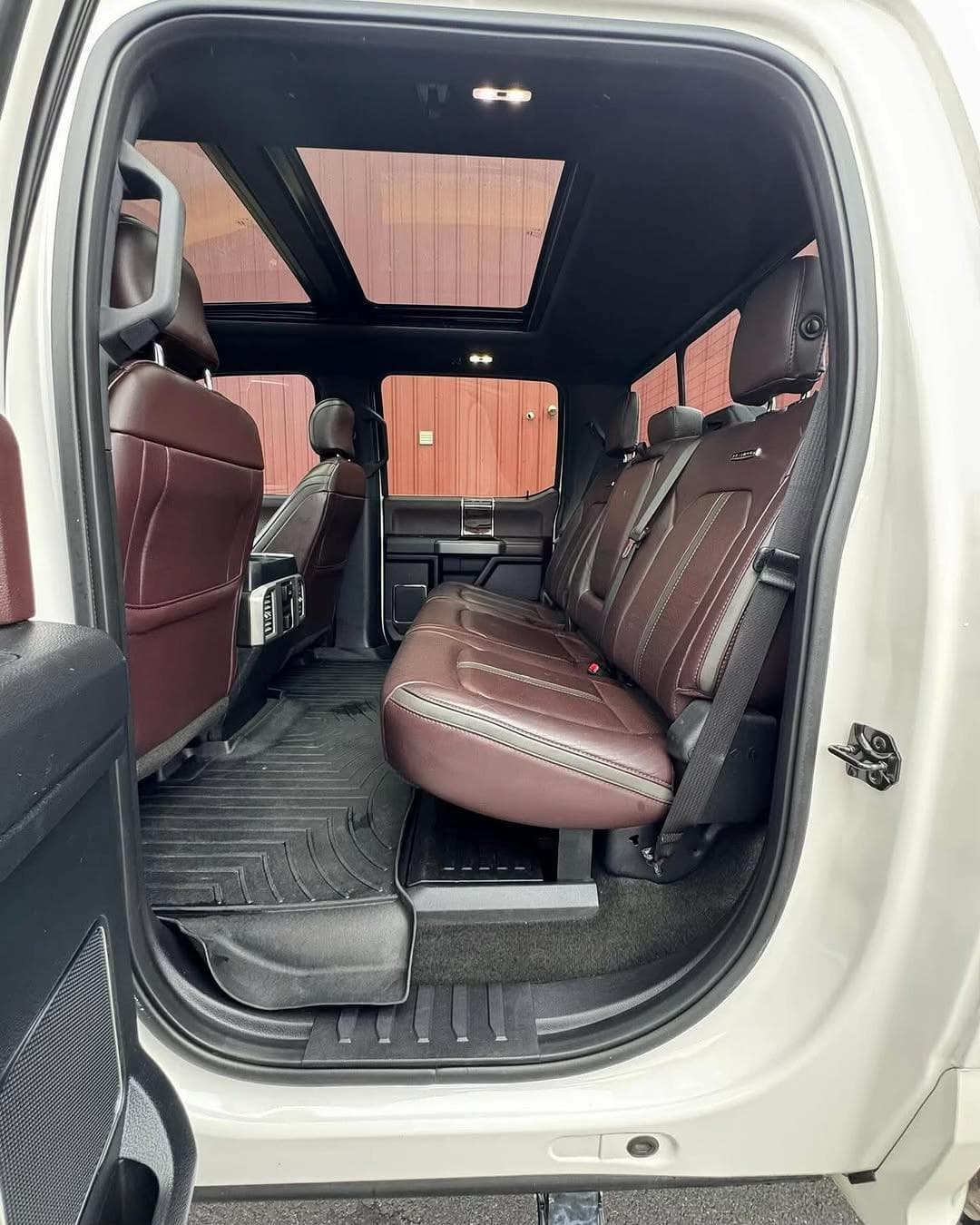 2017 Ford F-250 Super Duty Platinum 9