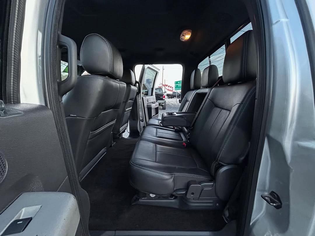 2015 Ford F-350 Super Duty Lariat 4