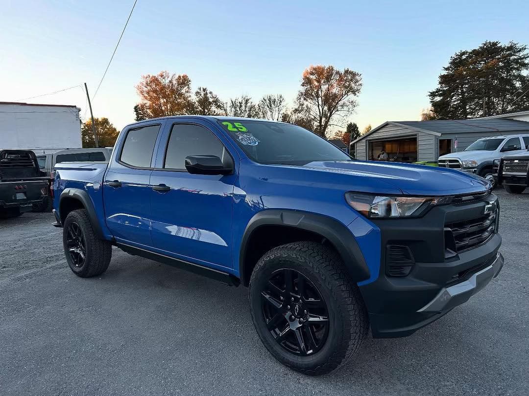 2025 Chevrolet Colorado Trail Boss 4x4 2