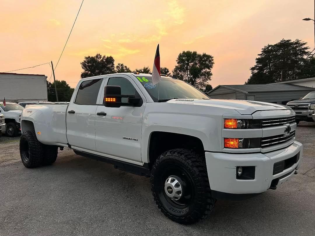 2016 Chevrolet Silverado 3500HD Duramax 2