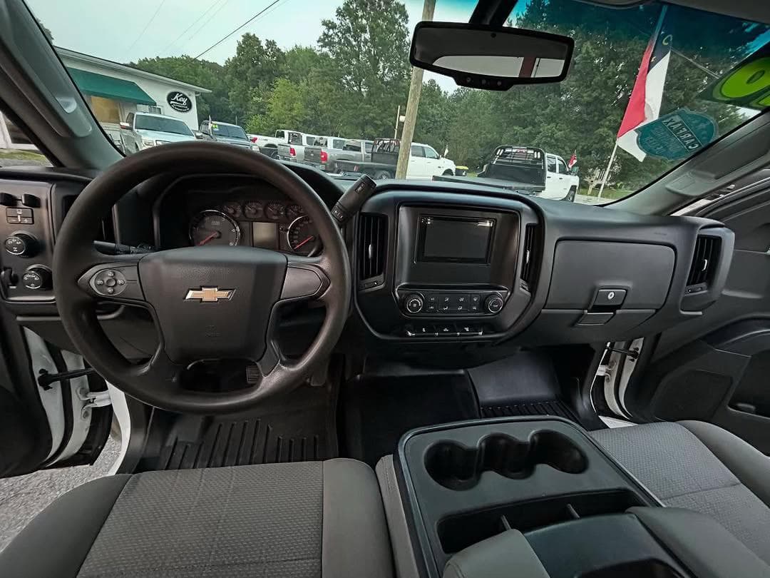 2016 Chevrolet Silverado 3500HD Duramax 8