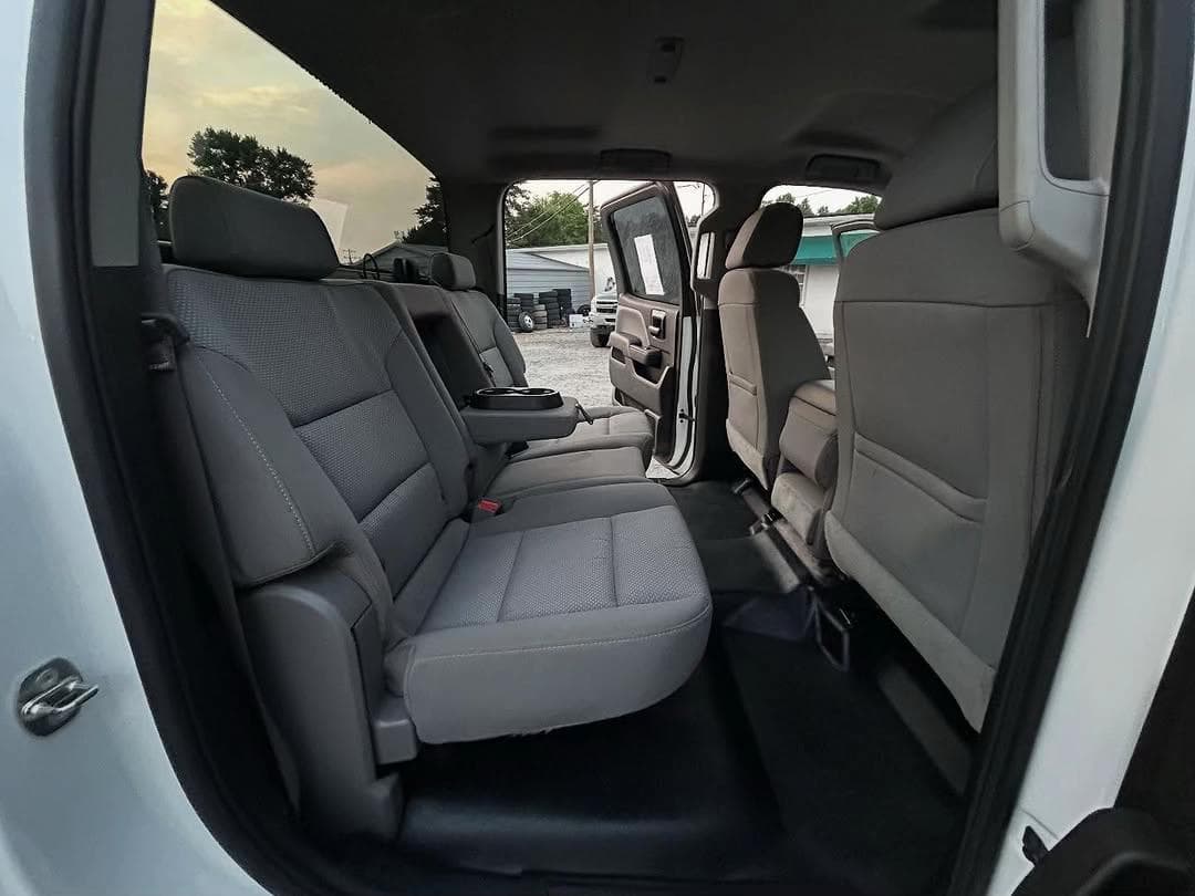2016 Chevrolet Silverado 3500HD Duramax 10