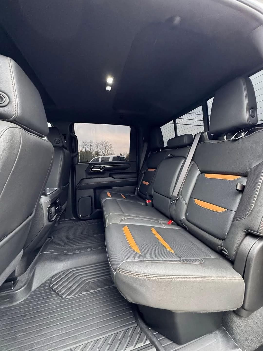 2024 GMC Sierra HD AT4 10