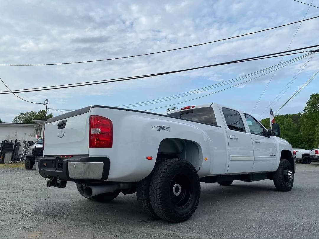 2013 Chevrolet Silverado 3500HD LTZ 7