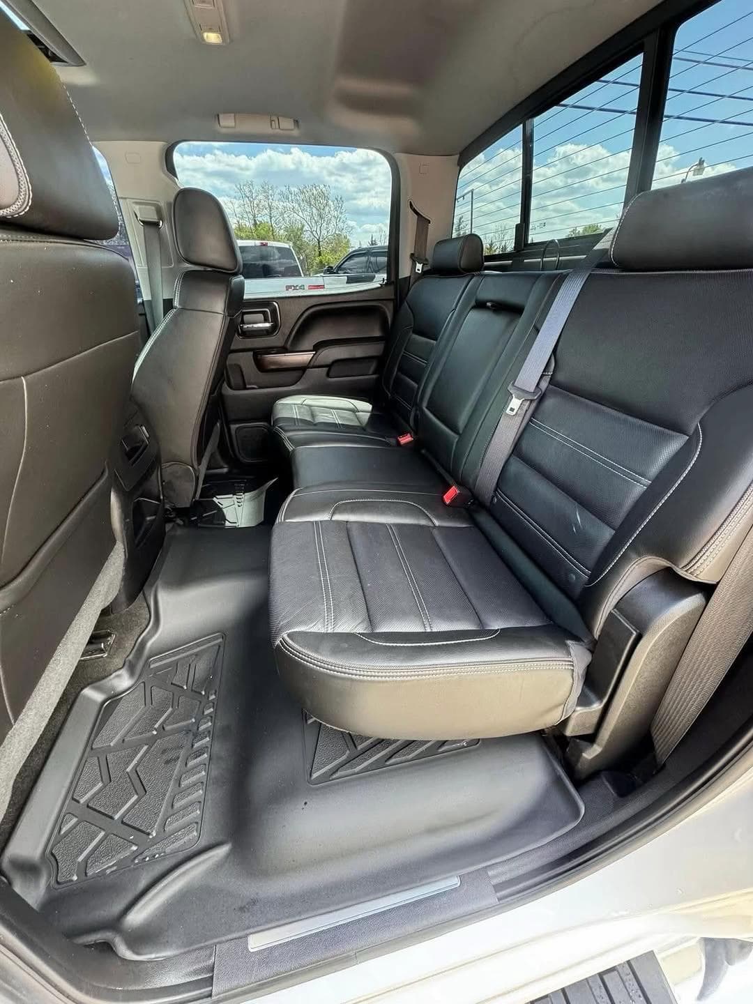 2018 GMC Sierra 2500HD Denali 10