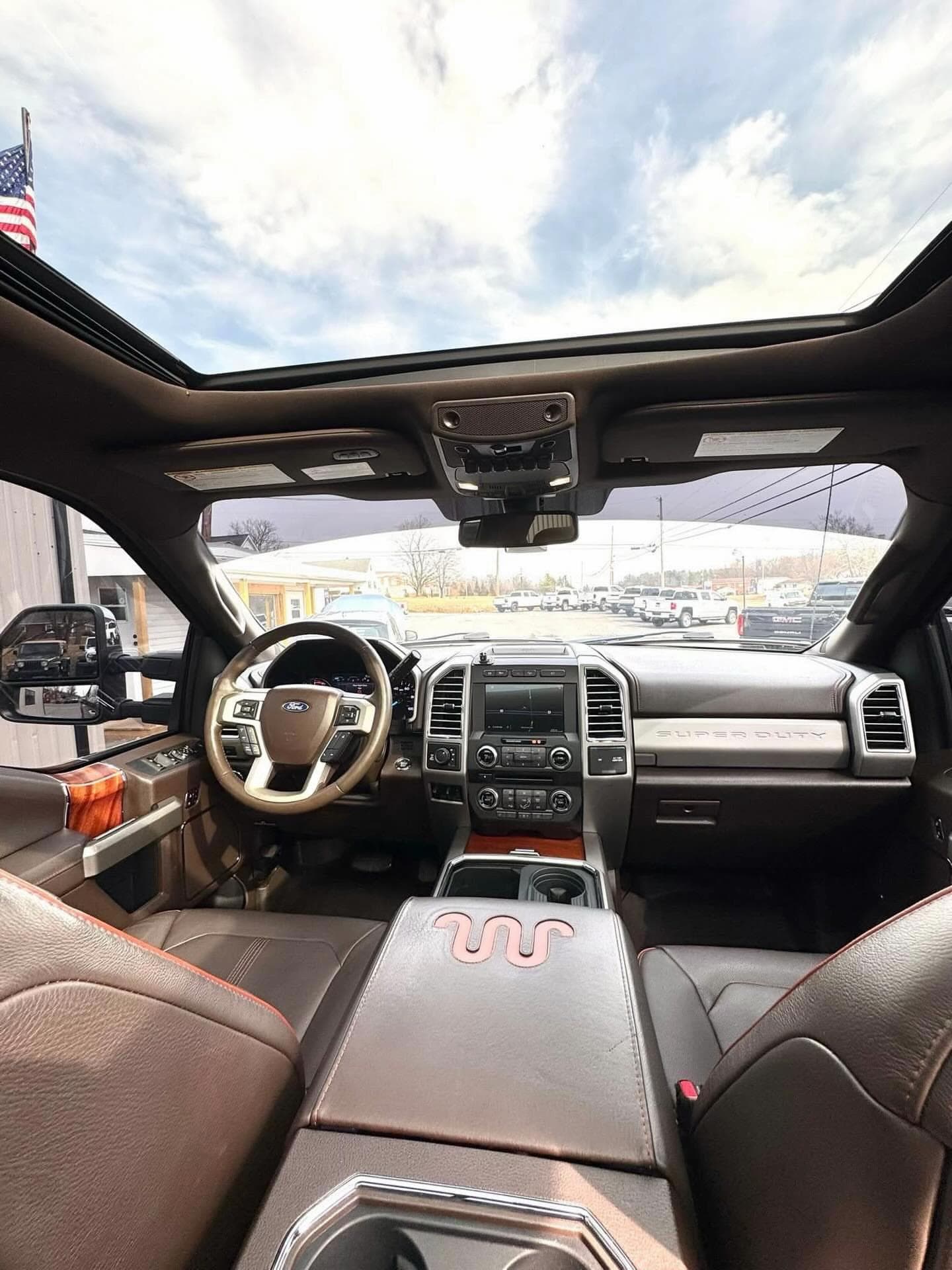 2017 Ford F-350 Super Duty King Ranch 12